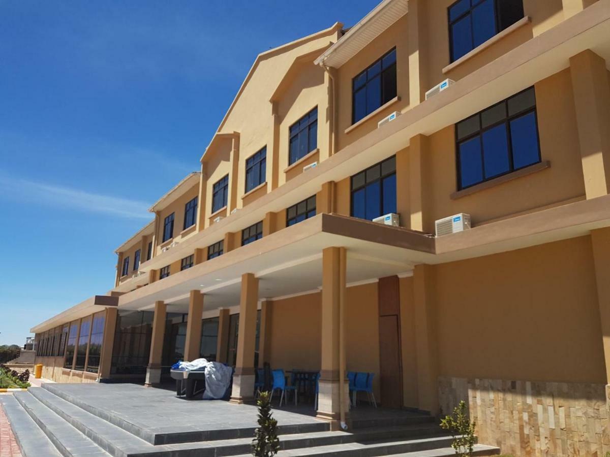 Nashera Hotel Dodoma Esterno foto